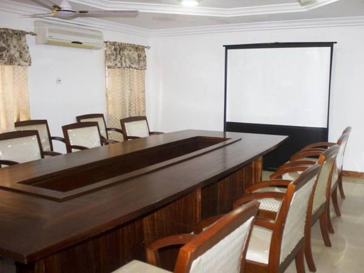 Allseasons Hotel Pantang Екстериор снимка