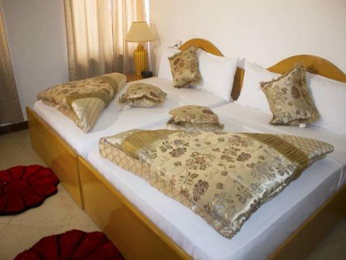Allseasons Hotel Pantang Екстериор снимка