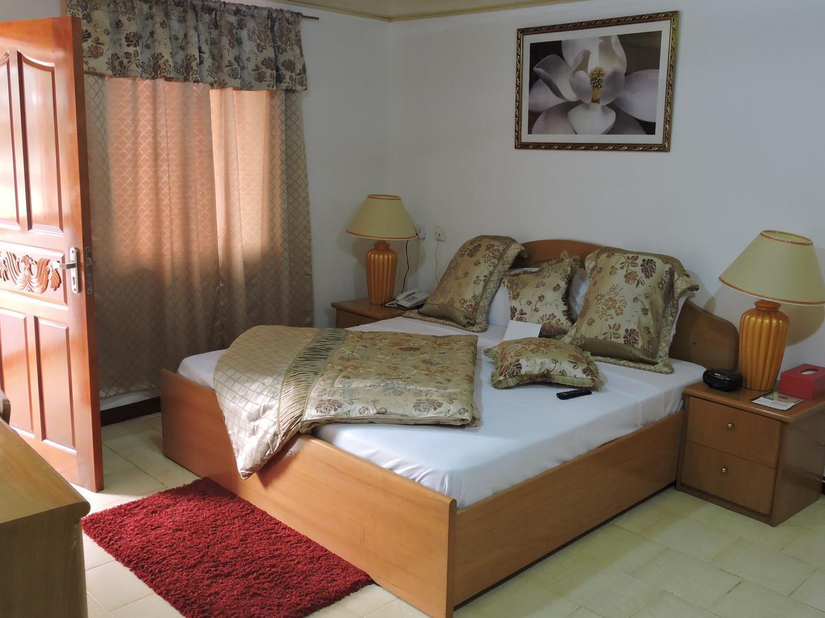 Allseasons Hotel Pantang Стая снимка