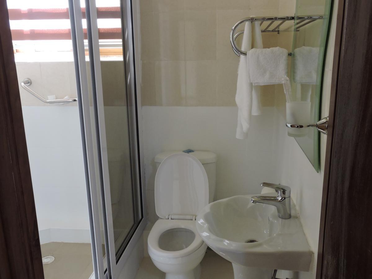 Allseasons Hotel Pantang Стая снимка